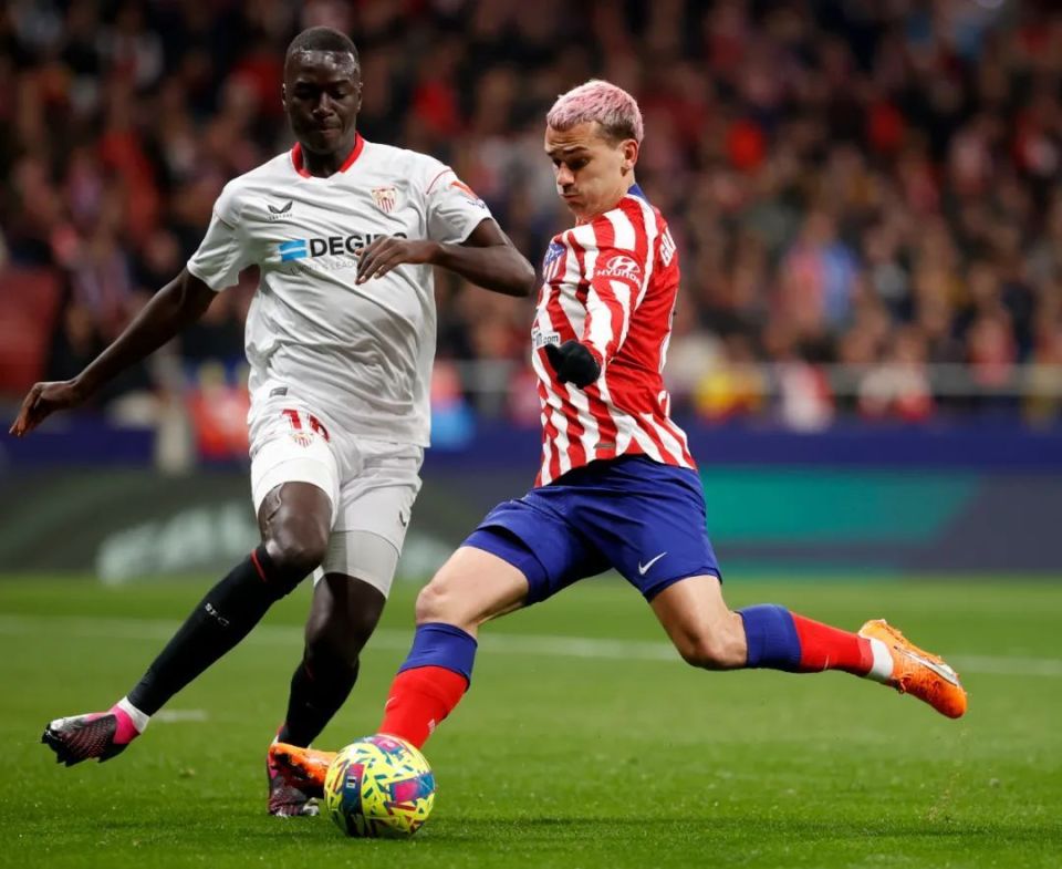 中超赛前走向成谜，马德里竞技官宣签约，信心回归，临场指挥获称赞 