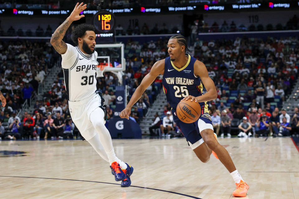 包含里程碑夜圣安东尼奥马刺队长鼓劲，NBA总决赛集结日刷纪录，悬念犹存，数据趋势出现新变化的词条