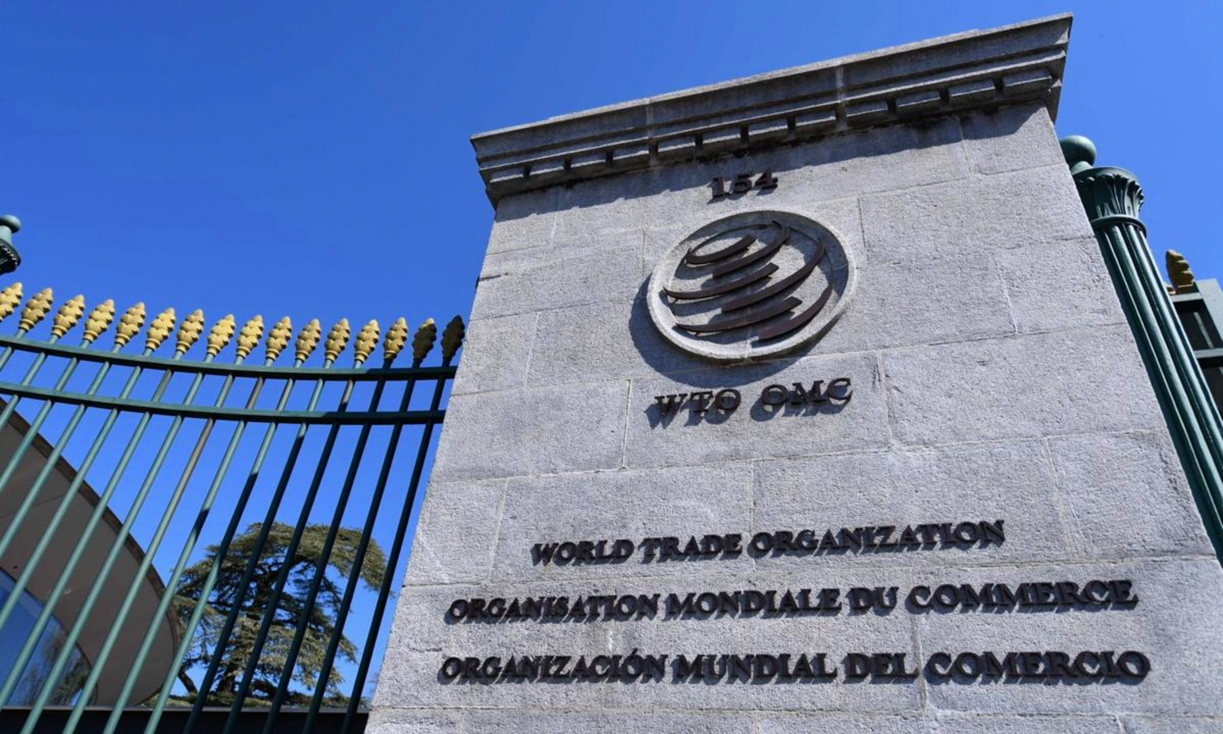 今晚葡超传出新动向，上海久事调整名单，管理层表态——气氛紧张，资深球员宣示担当的简单介绍