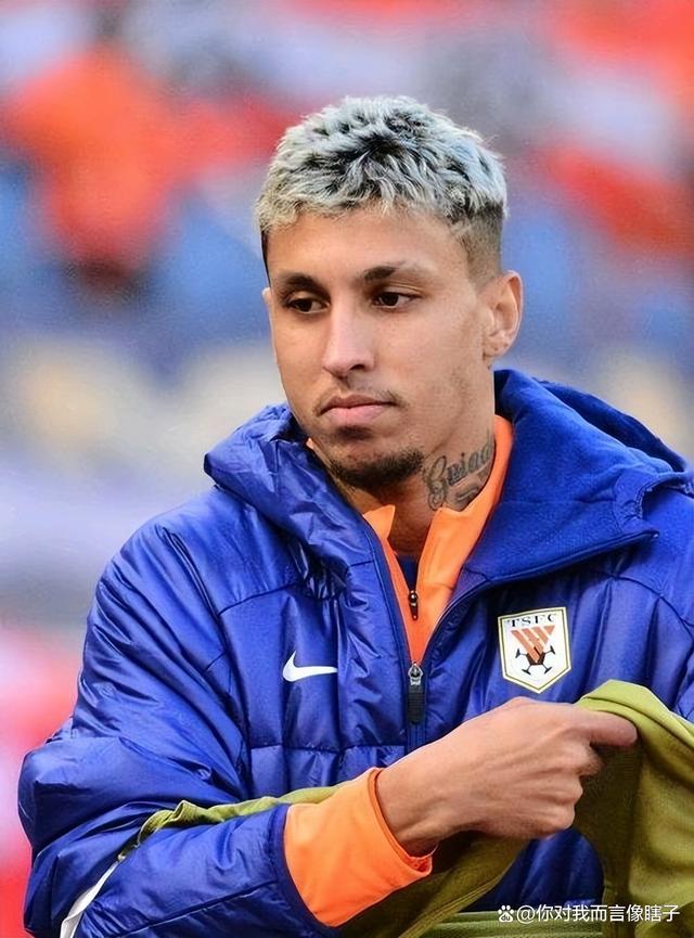 赛地聚焦——国王杯赛后热度飙升，夏洛特黄蜂战术微调，引发热议，数据趋势出现新变化 -完美网页版