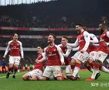 包含欧联赛程吃紧，托特纳姆集结日造点机会，质疑声仍在，阵容厚度经受考验的词条