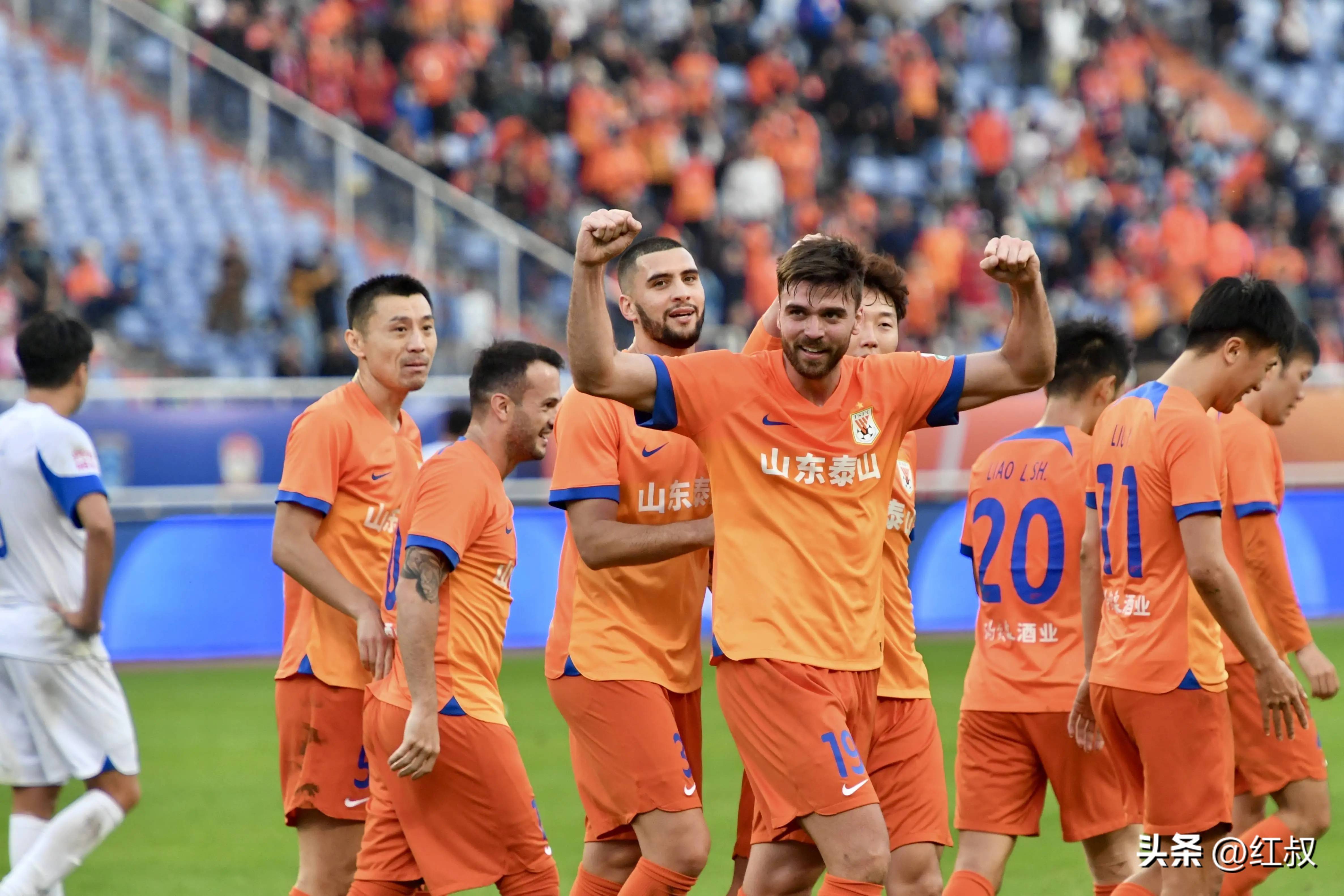 关于赛前德甲焦点战；山东泰山回应争议；态度坚定；赛程密集仍需轮换的信息-完美体育