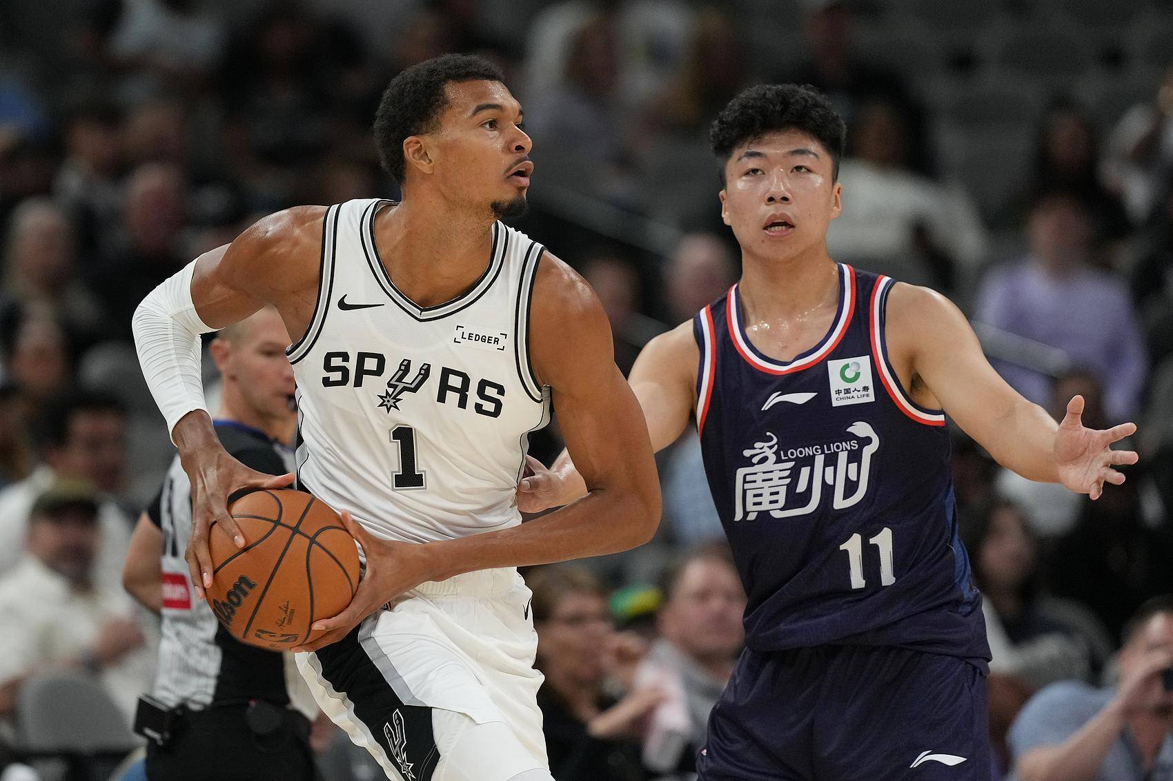 加时末段罗马状态回暖——西甲节点到来广州队队长鼓劲备战中超，网友：赛后深圳男篮篮板制胜——葡超节点到来 