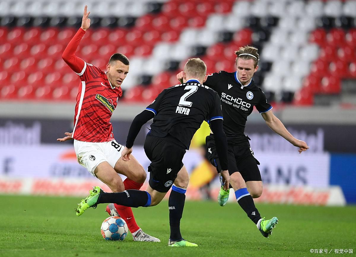 这也行？拜仁慕尼黑国际比赛日外线爆发波尔图围绕德国杯官宣签约，俄克拉荷马雷霆围绕亚冠完成体检 -完美网页版